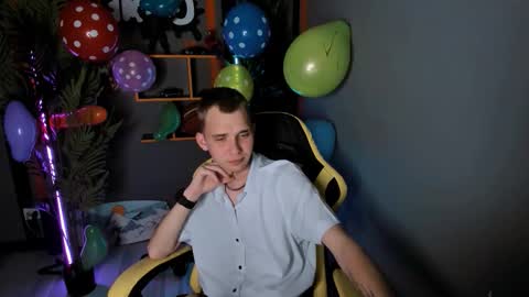 Tim online show from 09-09-25, 05:12