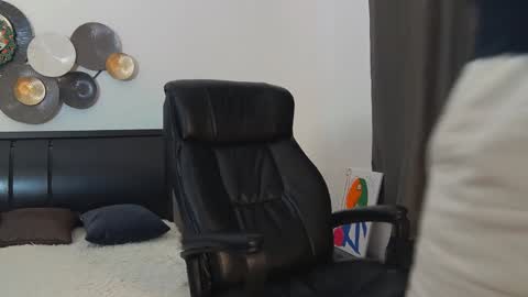 ask me online show from 01-13-25, 08:37