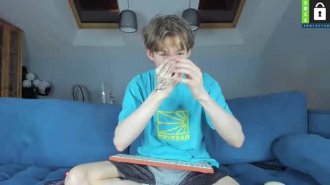 Tim online show from 03-05-25, 07:38