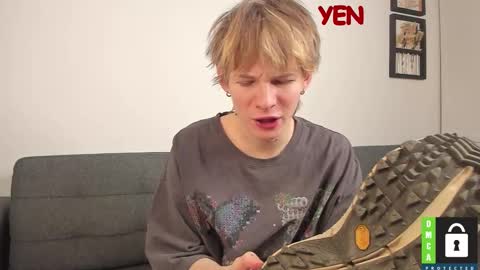 Snapshot of tim_milll chatting on 02-11-26, 03:33 Tim online show from 02-11-26, 03:33