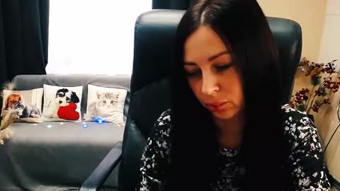 Snapshot of timeparadice chatting on 09-22-25, 07:10 Luisa online show from 09-22-25, 07:10