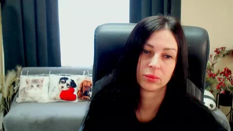 Snapshot of timeparadice chatting on 06-03-26, 07:55 Luisa online show from 06-03-26, 07:55