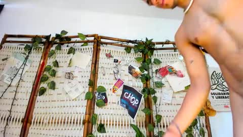 salem online show from 12-18-24, 01:34