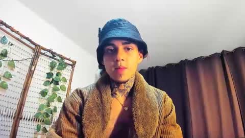 salem online show from 01-27-25, 02:31