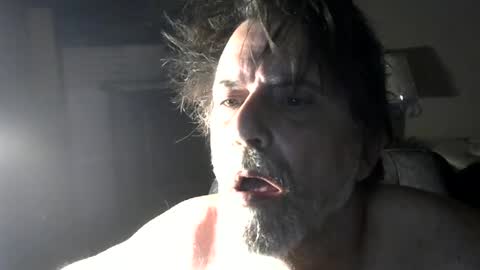Snapshot of timgreenn chatting on 06-18-26, 03:38 timgreenn online show from 06-18-26, 03:38