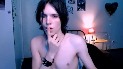 Snapshot of timi_moon chatting on 09-28-25, 10:53 timi_moon online show from 09-28-25, 10:53