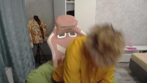 Snapshot of timmy7topcut chatting on 02-14-25, 08:37 Timmy online show from 02-14-25, 08:37