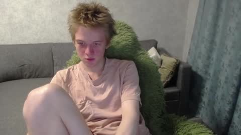 Snapshot of timmy7topcut chatting on 03-11-25, 04:18 Timmy online show from 03-11-25, 04:18