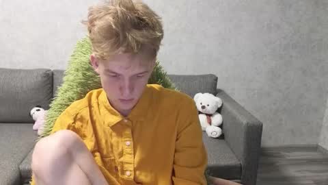 Snapshot of timmy7topcut chatting on 09-13-25, 03:45 Timmy online show from 09-13-25, 03:45