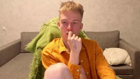 Snapshot of timmy7topcut chatting on 11-15-25, 10:34 Timmy online show from 11-15-25, 10:34