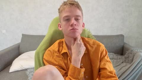 Snapshot of timmy7topcut chatting on 11-17-25, 06:41 Timmy online show from 11-17-25, 06:41