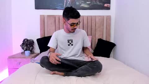 Evans  online show from 10-24-25, 09:33