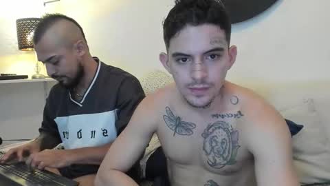 wanna play bareback uncut colombian couple new twink bbk online show from 10-25-25, 11:32