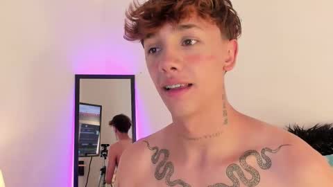 Timothy 21 years old online show from 11-06-25, 09:48