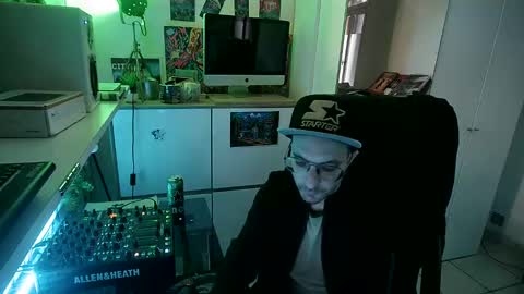 m0rty Kitty online show from 01-04-25, 01:53