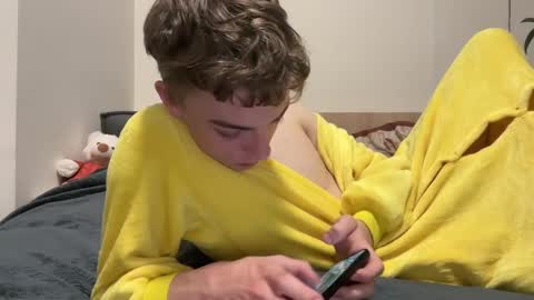 Snapshot of timveret chatting on 02-14-25, 09:43 Wizard online show from 02-14-25, 09:43