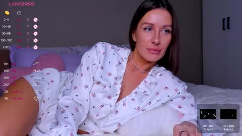 Snapshot of tina__bestie chatting on 10-16-25, 07:31 Tina online show from 10-16-25, 07:31