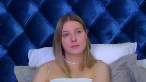 TinaBurton online show from 06-01-26, 04:41