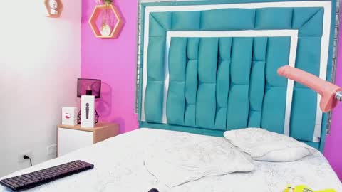 Tina online show from 12-27-24, 10:48