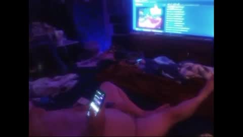 Snapshot of tinalover4u2 chatting on 11-16-25, 06:41 tinalover4u2 online show from 11-16-25, 06:41