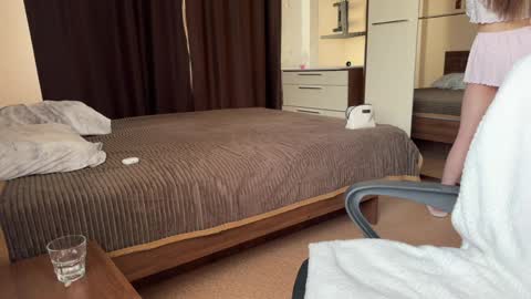 Tina online show from 04-03-26, 07:28