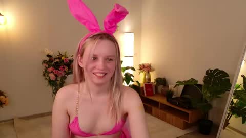 Snapshot of tinasiner chatting on 04-01-26, 02:03 tinasiner online show from 04-01-26, 02:03