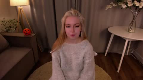 Annie online show from 10-29-25, 09:49