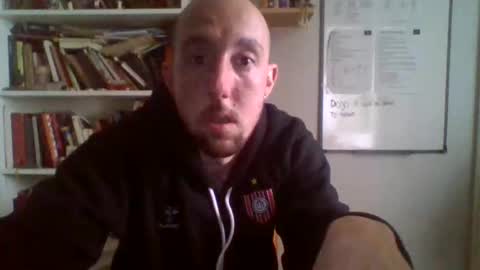 Snapshot of tinchox42 chatting on 09-21-25, 12:29 tinchox42 online show from 09-21-25, 12:29