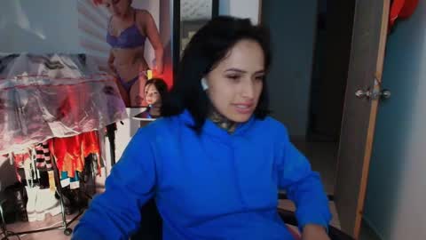 Snapshot of tinnadawson chatting on 02-03-26, 02:53 I AM BELLA ----------- follow my IG TINNS 69 online show from 02-03-26, 02:53