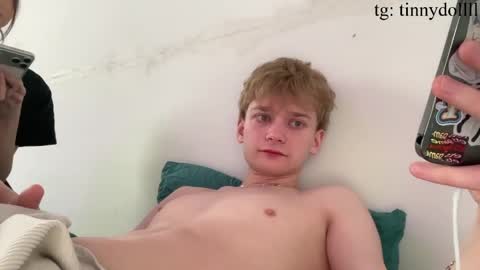 TinnyDoll online show from 04-11-26, 09:02