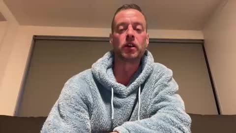 Snapshot of tinusts78 chatting on 02-14-26, 06:54 tinus online show from 02-14-26, 06:54