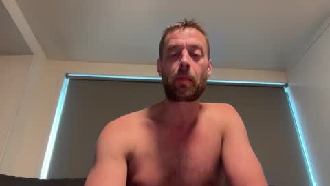 Snapshot of tinusts78 chatting on 03-22-26, 08:07 tinus online show from 03-22-26, 08:07