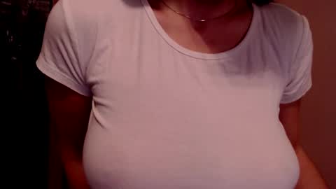 Lily online show from 12-04-24, 09:18