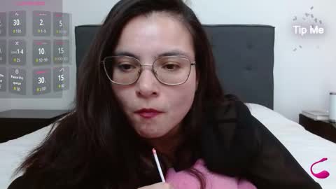 Tiny Caroline online show from 02-11-26, 08:47