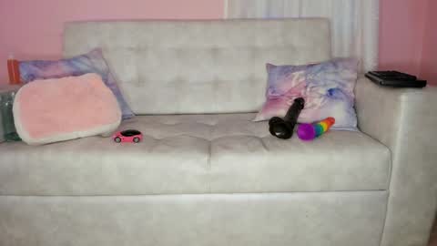 Snapshot of tiny_cora chatting on 01-06-25, 07:35 tiny_cora online show from 01-06-25, 07:35