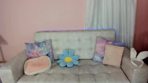 Snapshot of tiny_cora chatting on 02-16-25, 04:42 tiny_cora online show from 02-16-25, 04:42