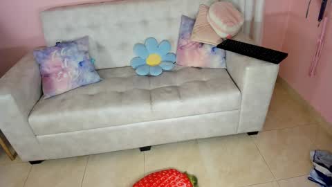 Snapshot of tiny_cora chatting on 02-19-25, 07:59 tiny_cora online show from 02-19-25, 07:59