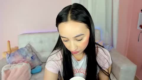 Snapshot of tiny_cora chatting on 03-01-25, 04:44 tiny_cora online show from 03-01-25, 04:44