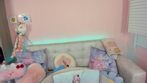 Snapshot of tiny_cora chatting on 11-27-25, 04:31 tiny_cora online show from 11-27-25, 04:31