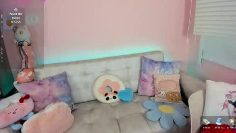 Snapshot of tiny_cora chatting on 12-05-25, 04:36 tiny_cora online show from 12-05-25, 04:36