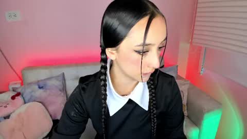 Snapshot of tiny_cora chatting on 07-12-26, 03:58 tiny_cora online show from 07-12-26, 03:58