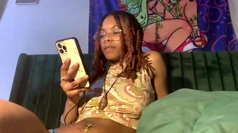 Snapshot of tiny_cupcake2 chatting on 02-04-25, 02:39 cupcake online show from 02-04-25, 02:39