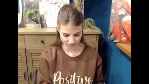 Gloria online show from 11-18-25, 07:24