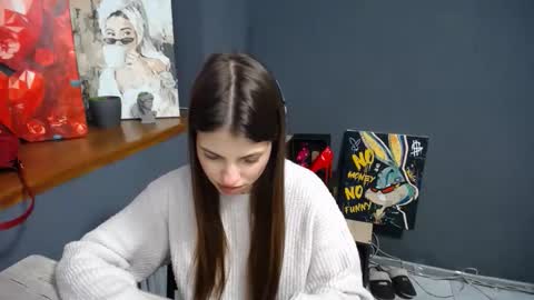 Gloria online show from 12-01-25, 08:08