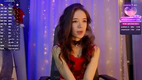 Snapshot of tinyanie chatting on 01-06-26, 06:06 Annie online show from 01-06-26, 06:06