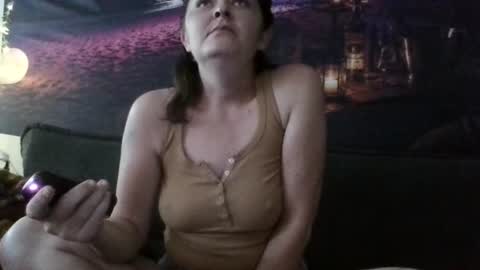 Snapshot of tinyassbossymilf chatting on 06-27-26, 05:07 tinyassbossymilf online show from 06-27-26, 05:07