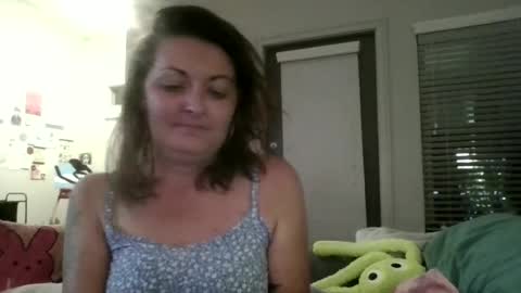 Snapshot of tinyassbossymilf chatting on 06-29-26, 07:47 tinyassbossymilf online show from 06-29-26, 07:47