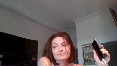 Snapshot of tinyassbossymilf chatting on 07-31-26, 10:53 tinyassbossymilf online show from 07-31-26, 10:53