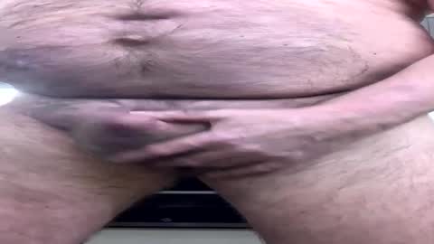Snapshot of tinybob65 chatting on 05-13-26, 01:25 tinybob65 online show from 05-13-26, 01:25