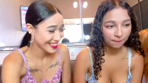 Snapshot of tinycasey18 chatting on 07-14-26, 02:01 Tip us ask our names online show from 07-14-26, 02:01